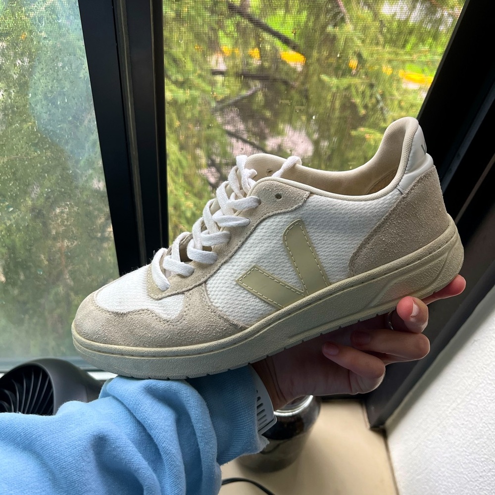 Veja Sneakers